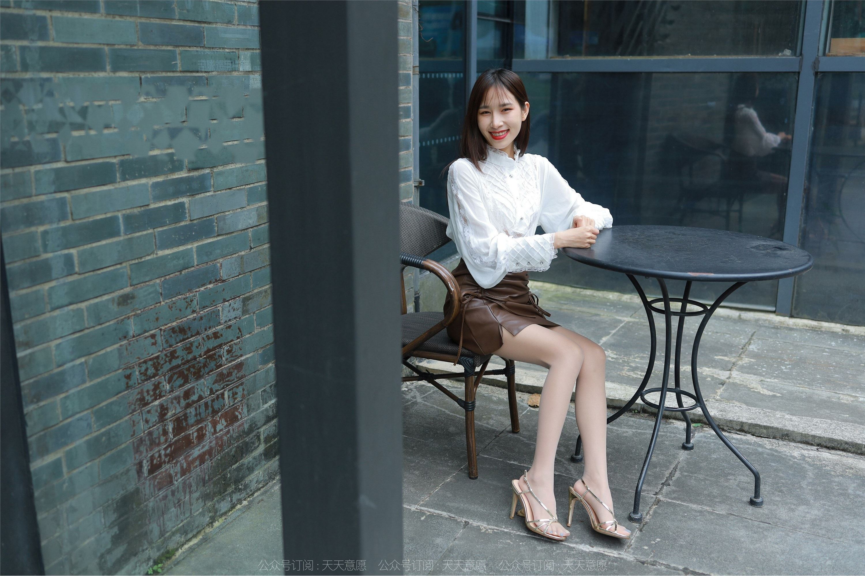 IESS异思趣向  2022.05.09 丝享家 1083：美子《金色凉鞋》